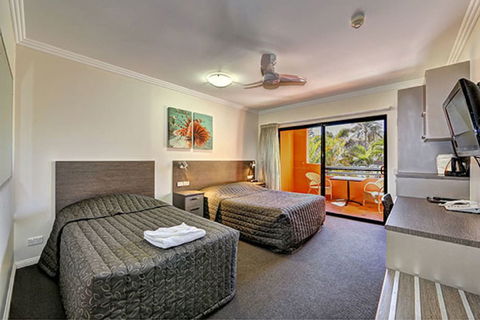 Kacys Bargara Beach Motel - Accommodation Asia 5