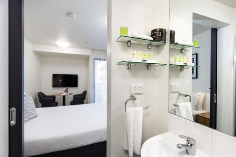 City Edge North Melbourne - Accommodation Asia 6