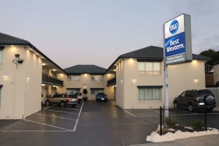 Fawkner VIC Accommodation Asia