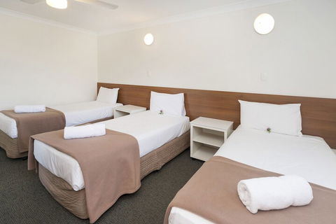 Sunshine Beach Resort - Accommodation Asia 5