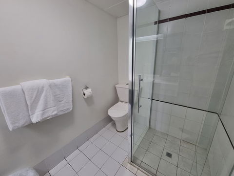 Nelson Towers Motel & Apartments - Accommodation Guide 5