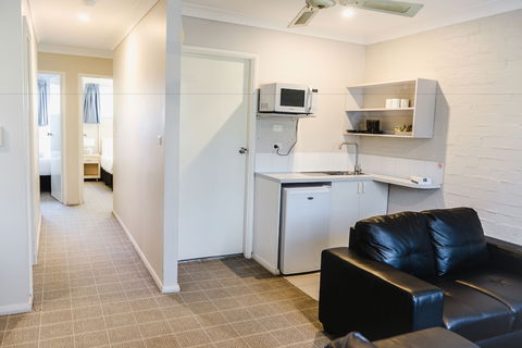 Balan Village Motel - Accommodation Asia 2