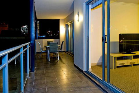 Verandah Apartments - Accommodation Asia 6
