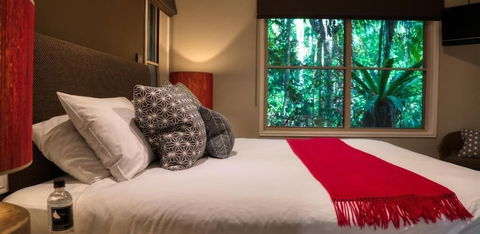 Narrows Escape Rainforest Retreat - Accommodation Guide 1