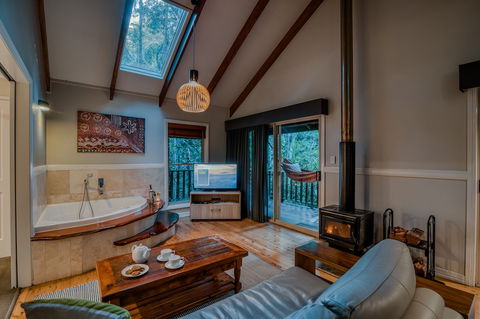 Narrows Escape Rainforest Retreat - Accommodation Guide 4