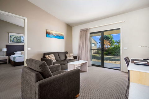 Quality Suites Point Cook Seasons 5 - Accommodation Asia 6