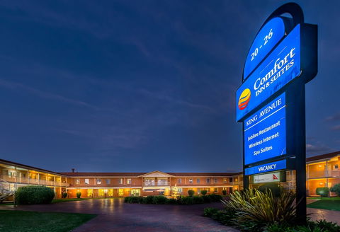 Comfort Inn & Suites King Avenue - Accommodation Asia 2