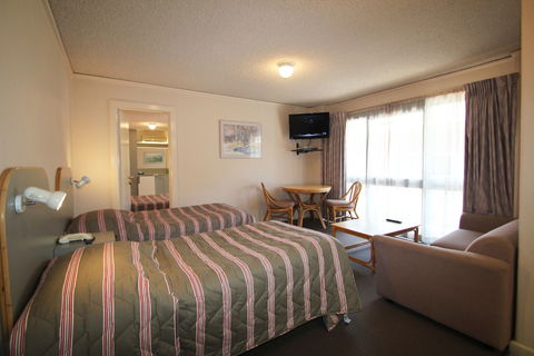 Beaumaris Bay Motel - Accommodation Guide 1
