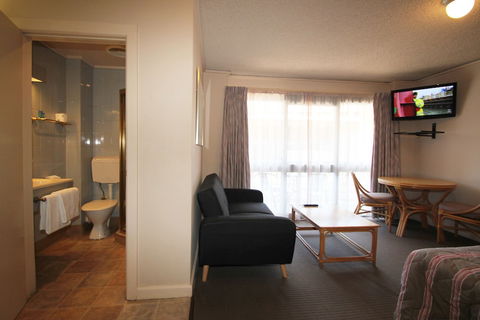 Beaumaris Bay Motel - Accommodation Guide 0