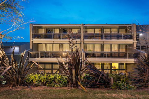 Horizon Apartments Narooma - Accommodation Guide 2