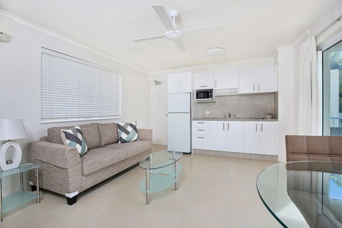 Beachside Mooloolaba - Accommodation Asia 3