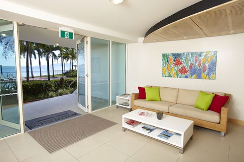 Mariners North Holiday Apartments - Accommodation Asia 2