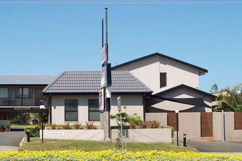 Pigeon House Motor Inn - Accommodation Asia 1