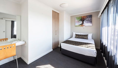 Burnie Central Townhouse Hotel - Accommodation Asia 6