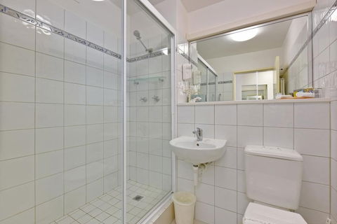 Burnie Central Townhouse Hotel - Accommodation Asia 4