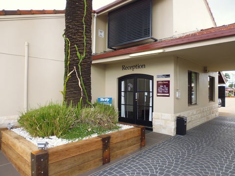 Burke And Wills Motor Inn - Accommodation Guide 0