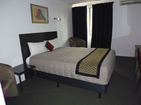 Burke And Wills Motor Inn - Accommodation Guide 4