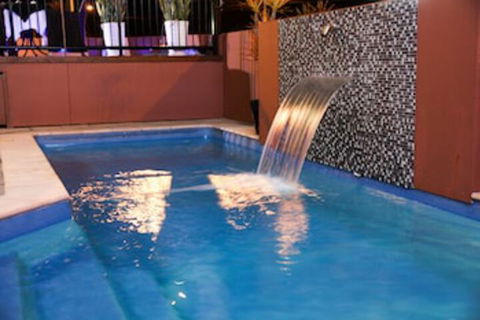 Rocky Resort Motor Inn - Accommodation Guide 0