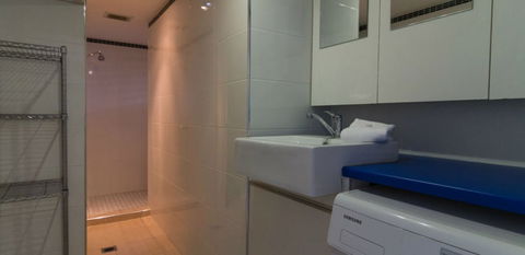 Durham Court Holiday Apartments - Accommodation Asia 6