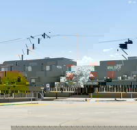 Adelaide Royal Coach - Accommodation Asia