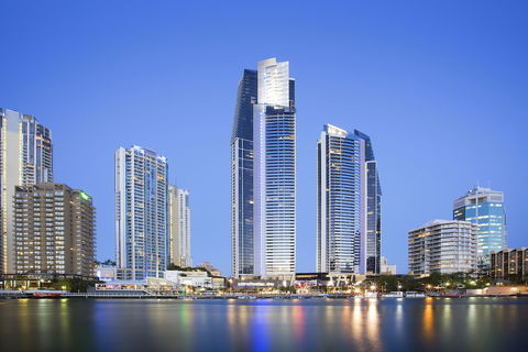 Mantra Circle On Cavill - Accommodation Asia 0