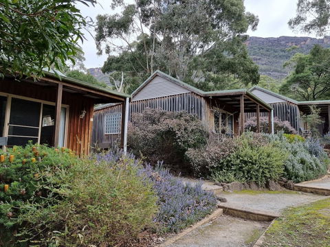 D'Altons Studios - Accommodation Guide 1