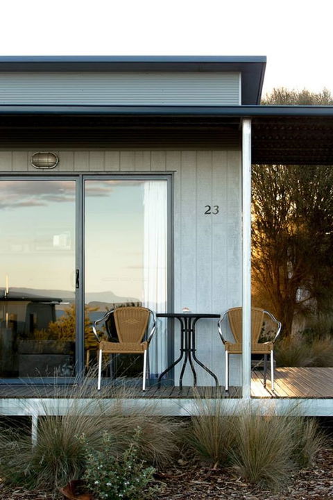 Swansea Beach Chalets - Accommodation Guide 5