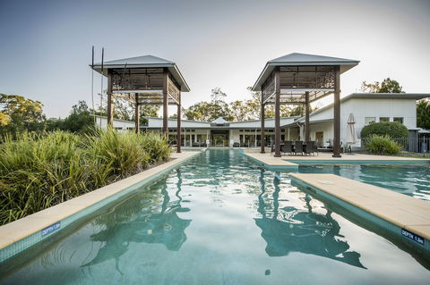 Beach Road Holiday Homes - Accommodation Asia 3