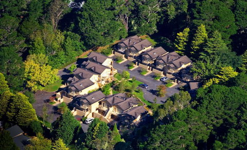 Falls Mountain Retreat - Accommodation Asia 0