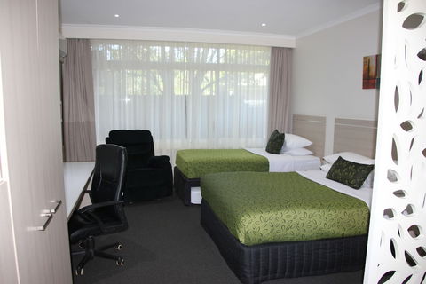 Best Western Aspen & Apartments - Accommodation Asia 1