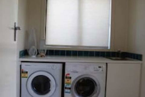 Mi Casa Holiday House - Accommodation Asia 3