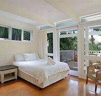 The Lower Decks - Accommodation Asia