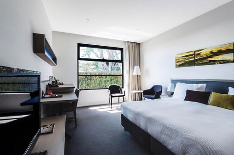 Flinders Hotel - Accommodation Asia 6
