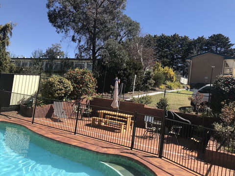 Hideaway Motor Inn Armidale - Accommodation Asia 3