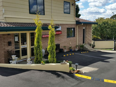 Hideaway Motor Inn Armidale - Accommodation Asia 1