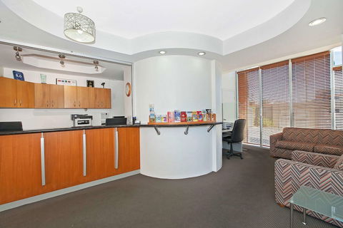 Comfort Inn & Suites Northgate Airport - Accommodation Asia 4