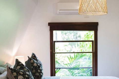 Empire Spa Retreat - Accommodation Guide 7