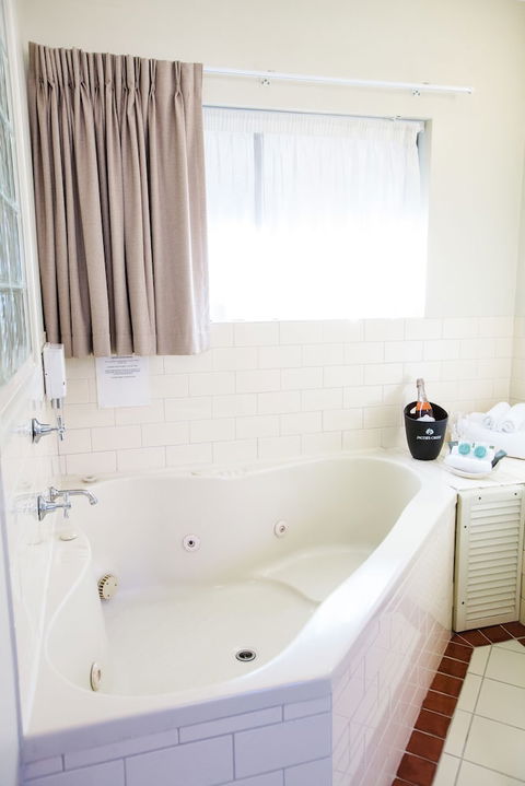 Comfort Inn & Suites Robertson Gardens - Accommodation China 6