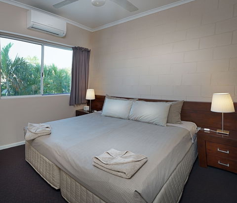 Cable Beachside Villas - Accommodation Asia 3