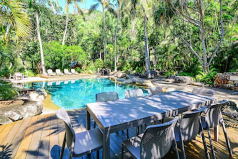 Beach Lodges - Accommodation Guide 0