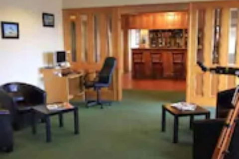 Aviators Lodge Motel - Accommodation Asia 2