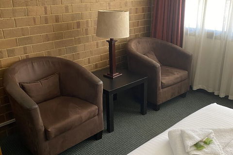 Aviators Lodge Motel - Accommodation Asia 4