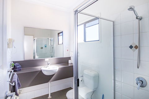 Ascot Lodge Motor Inn Kingaroy - Accommodation Asia 4