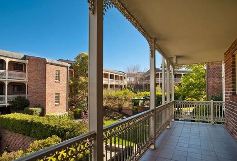 Adina Serviced Apartments Canberra Kingston - Accommodation Asia 3