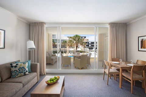 Mantra Ettalong Beach - Accommodation Asia 6