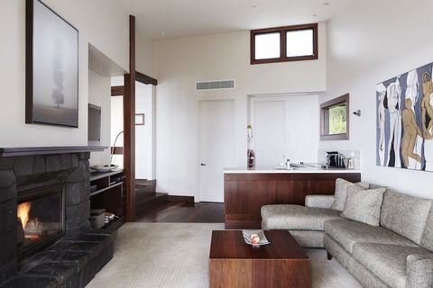 Spicers Peak Lodge - Accommodation Guide 4