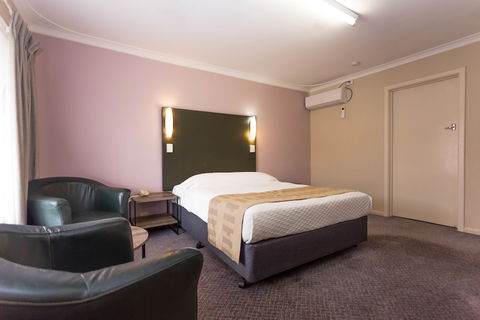 Sleepwell Motel - Accommodation Guide 6