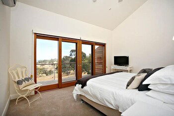 Seascape Retreat - Accommodation Asia 5