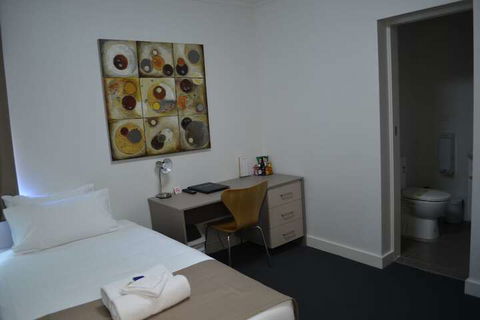 Hotel Gracelands - Accommodation Guide 5