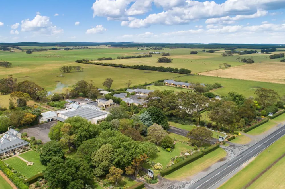 Cape Douglas SA Accommodation Asia